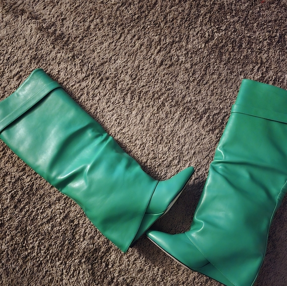 Shoes - Azalea wang boots women's 11